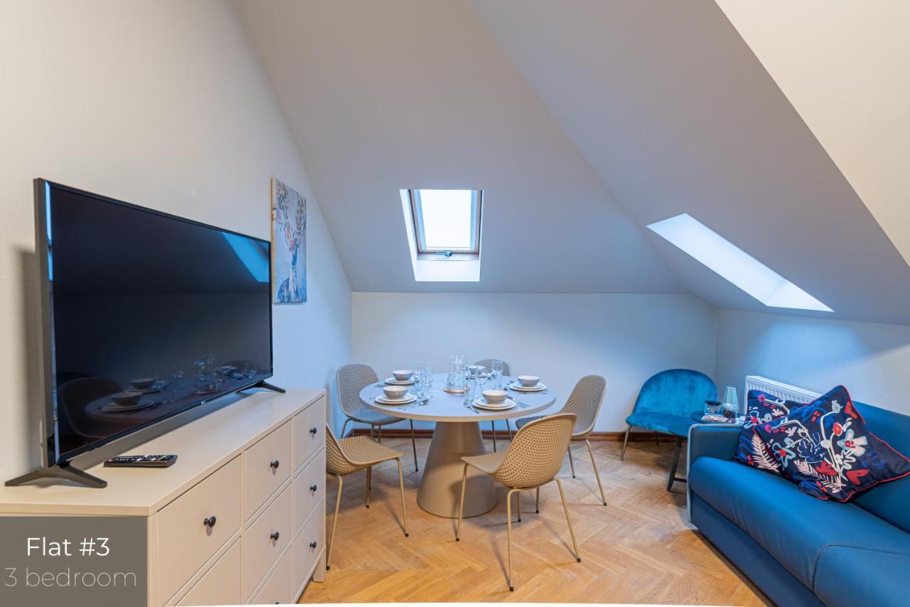 Dandelion Apartments XIXc Cottage Riga Exteriör bild
